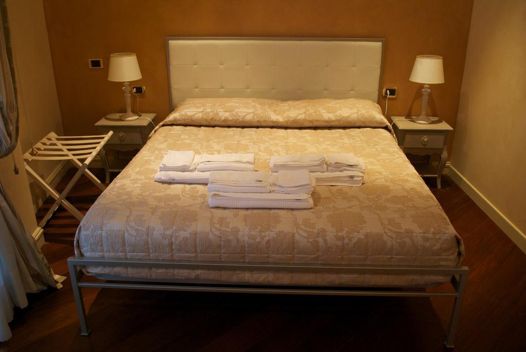 Made In Rome Luxury Affittacamere Eksteriør billede